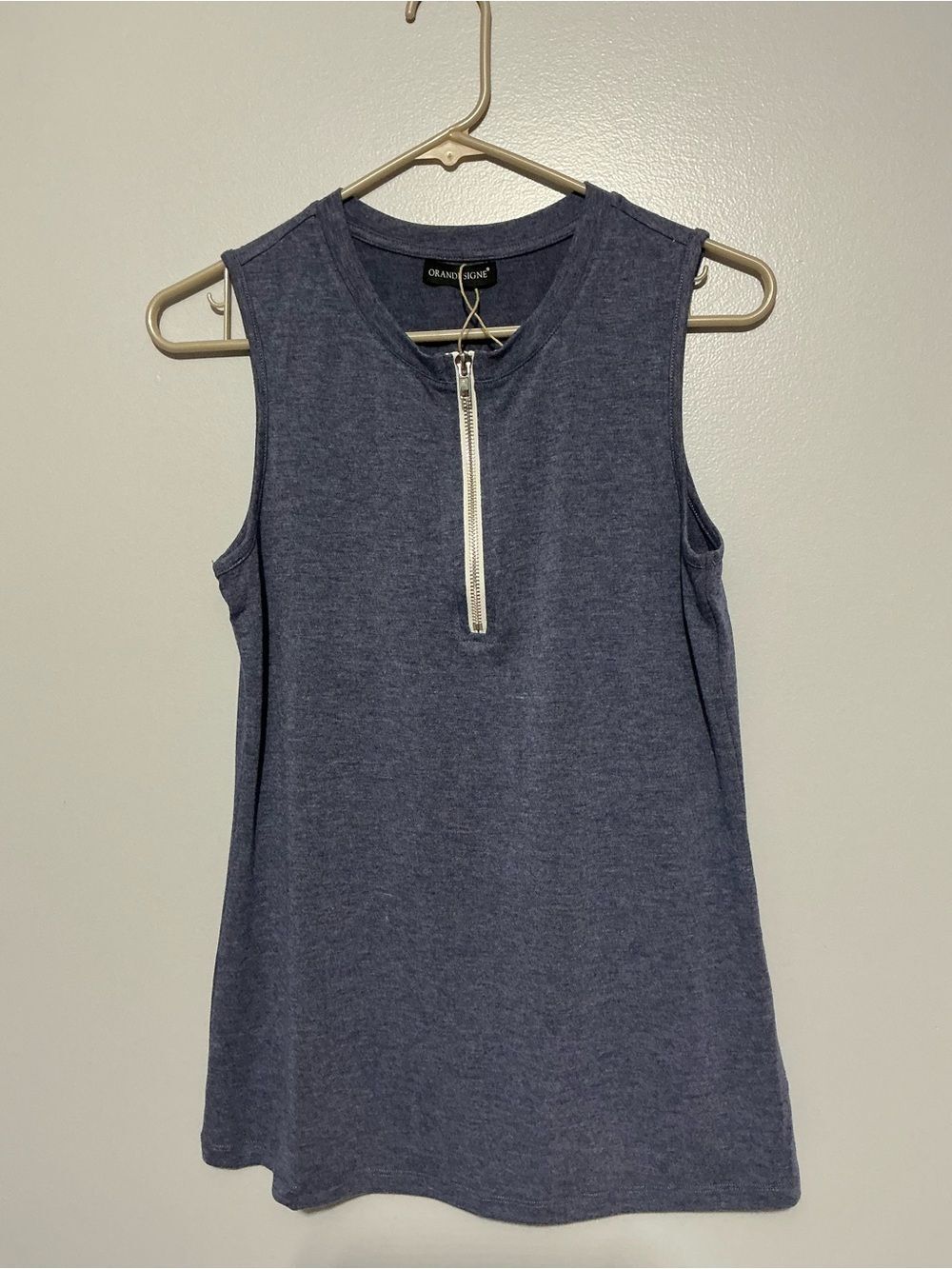 Orandesigne blue tank with 3/4 zipper size S NWT